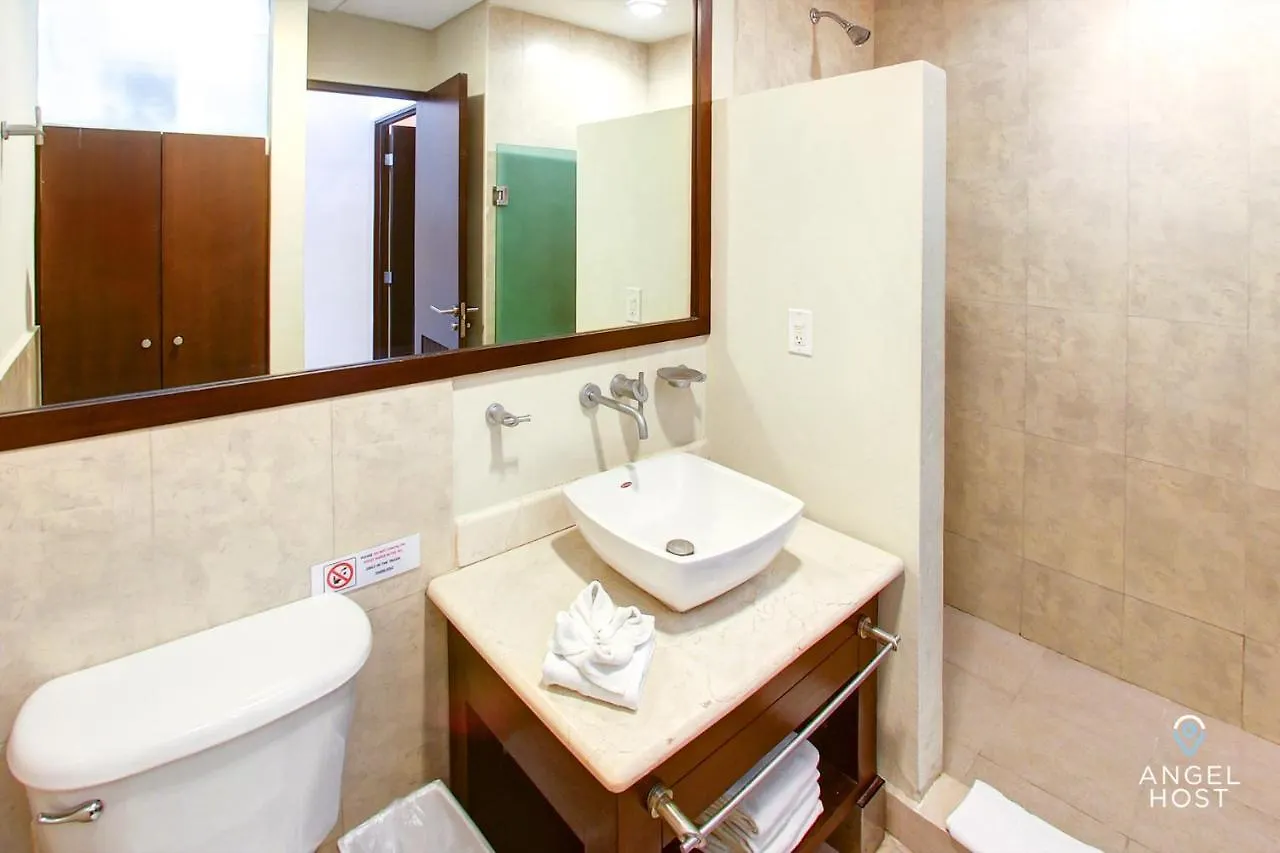 Fabulous Playa Getaway At 38Th And Beach Plus 2 Pools Onsite Playa del Carmen Mexiko