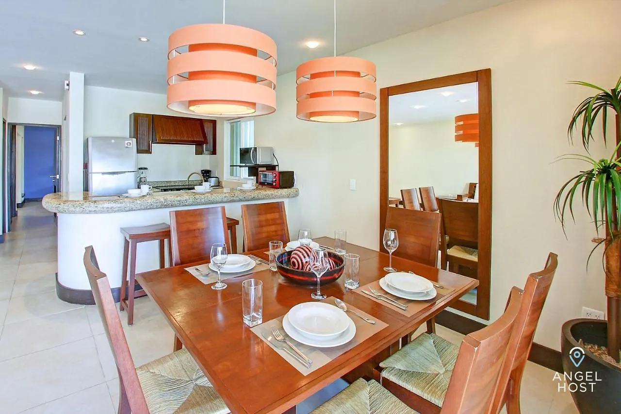 Fabulous Playa Getaway At 38Th And Beach Plus 2 Pools Onsite Playa del Carmen Mexico